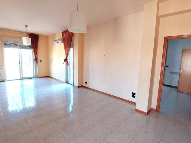 Appartamento in vendita a Peri, Giarre
