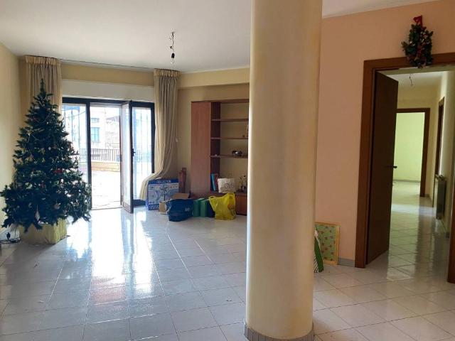 Appartamento in vendita a Macchia, Giarre