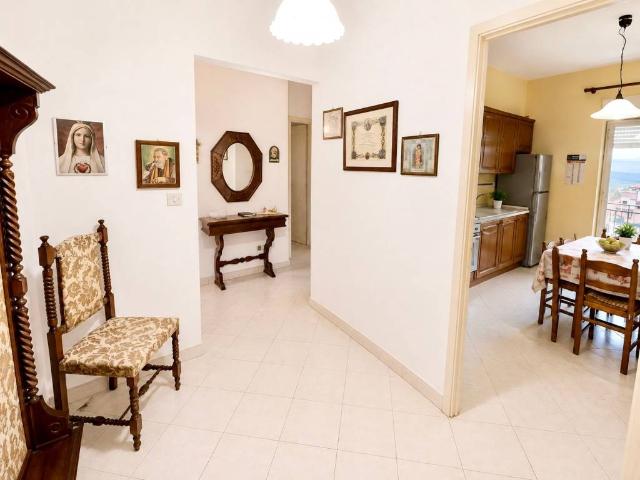 Appartamento in vendita a Giarre, Sicilia