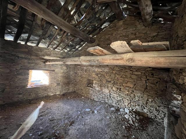 Rustico in vendita a Prà Fieul, Piemonte