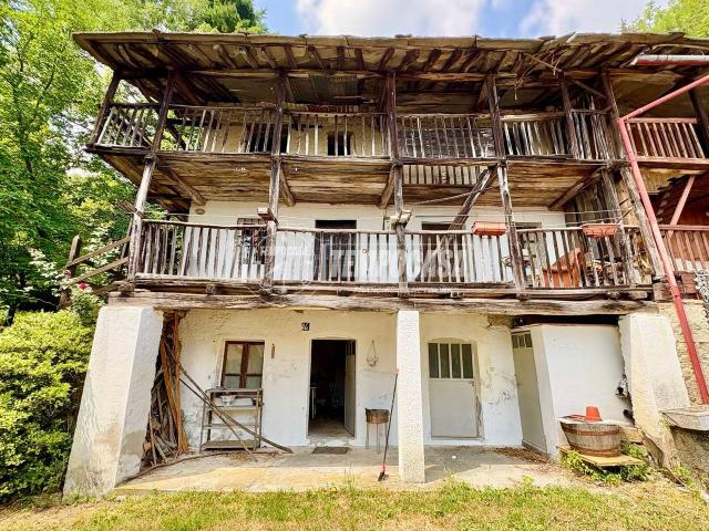 Rustico in vendita a Fusero, Piemonte