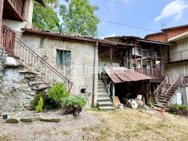 Rustico in vendita a Fusero, Piemonte