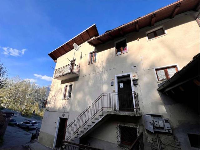 Appartamento in vendita a Gignod, Aosta