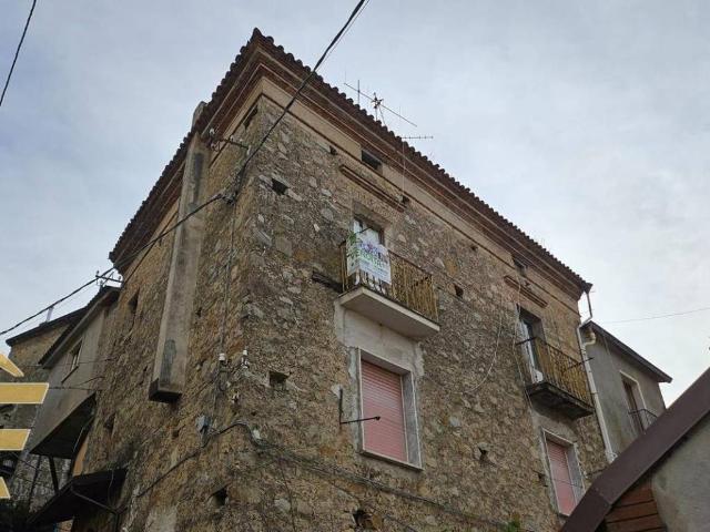 Appartamento in vendita a Gioi, Campania