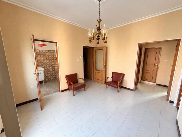 Appartamento in vendita a Gioia del Colle, Bari