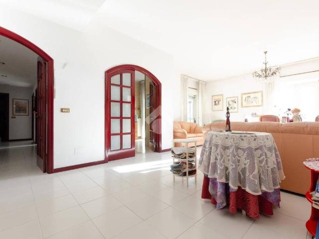 Appartamento in vendita a Gioia del Colle, Bari