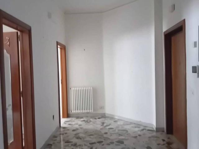 Appartamento in vendita a Gioia del Colle, Bari