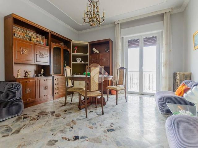 Appartamento in vendita a Gioia del Colle, Bari