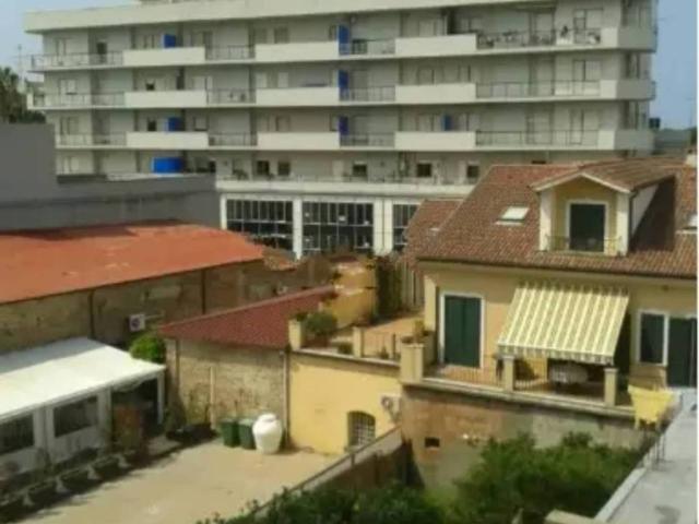 Appartamento in vendita a Calabria, Reggio Calabria