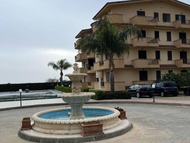 Appartamento in vendita a Calabria, Reggio Calabria