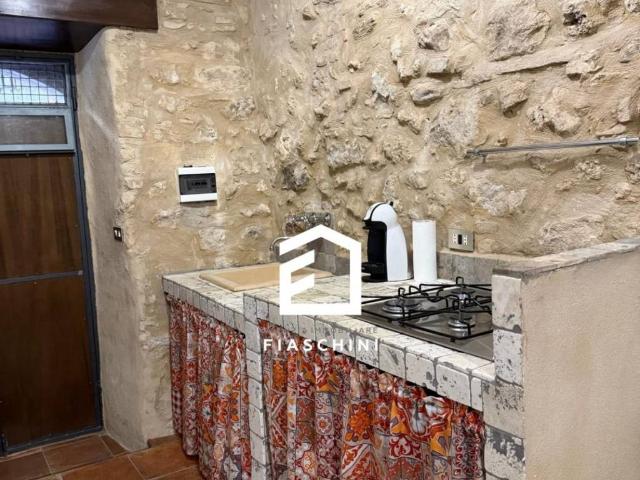 Appartamento in vendita a Giove, Umbria