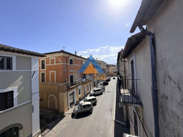 Appartamento in vendita a Giove, Umbria
