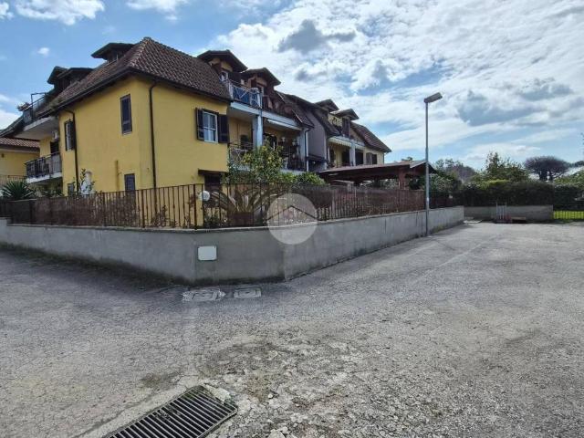 Appartamento in vendita a Giugliano In Campania, Campania
