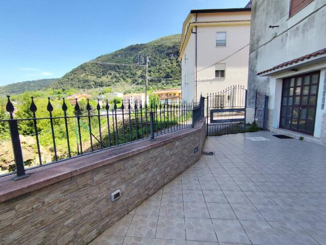Appartamento in vendita a Giuliano Di Roma, Lazio