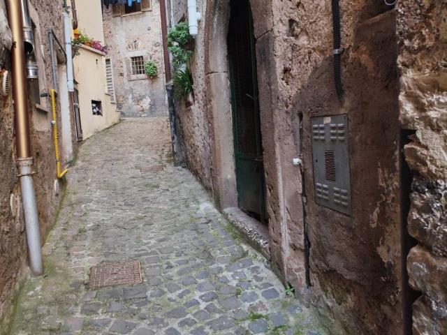 Appartamento in vendita a Giuliano Di Roma, Lazio