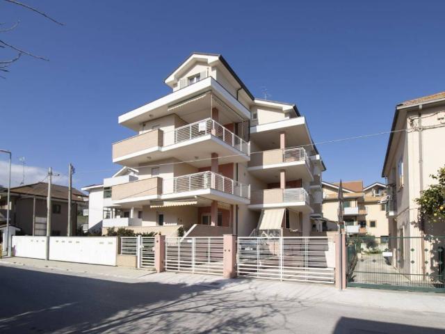 Appartamento in vendita a Giulianova, Abruzzo