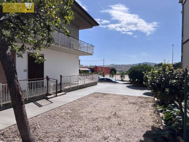 Appartamento in vendita a Colleranesco, Giulianova