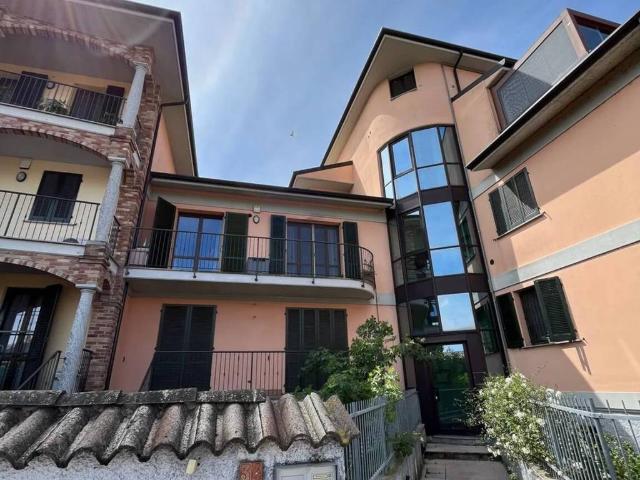 Appartamento in vendita a Giussago, Lombardia