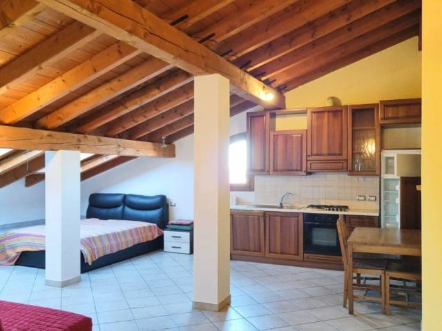 Appartamento in vendita a Giussago, Lombardia