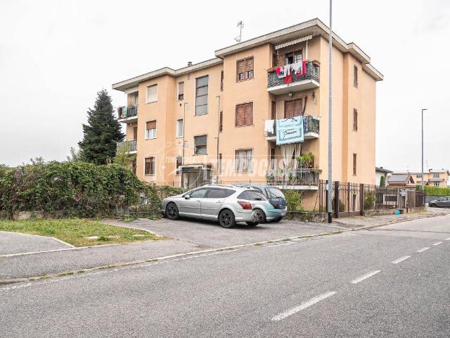 Appartamento in vendita a Giussano, Lombardia