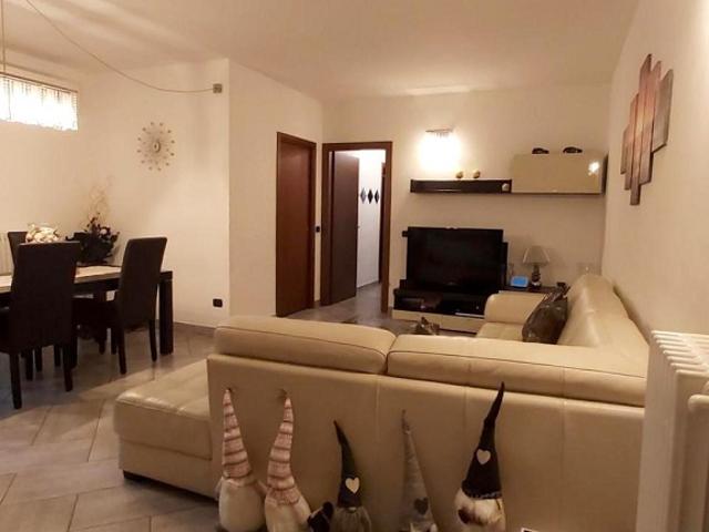 Appartamento in vendita a Robbiano, Giussano