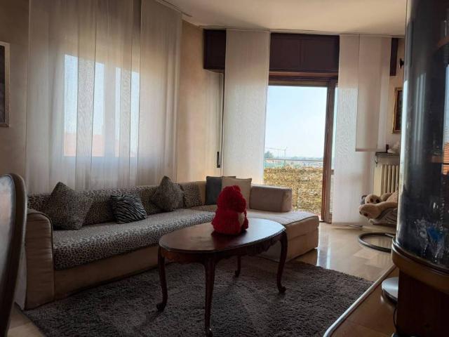 Appartamento in vendita a Robbiano, Giussano