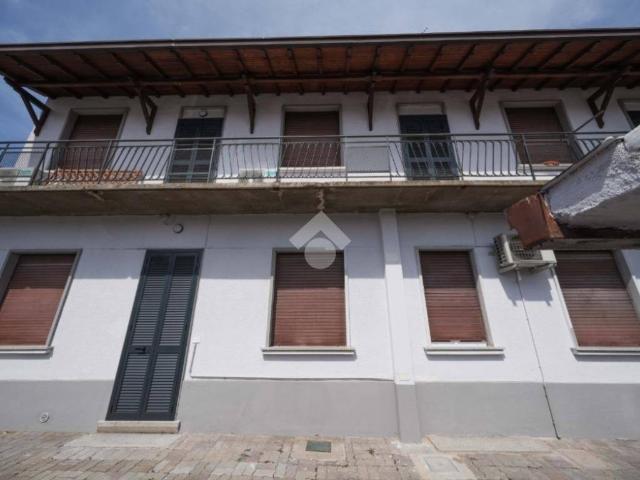 Appartamento in vendita a Giussano, Lombardia