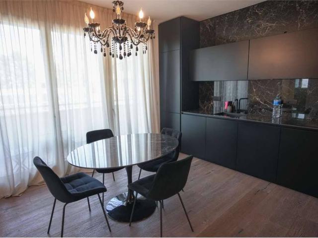 Appartamento in vendita a Giussano, Lombardia