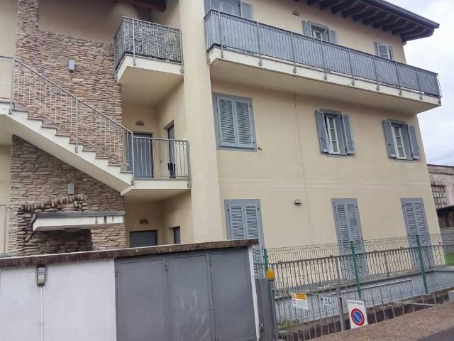 Appartamento in vendita a Robbiano, Giussano