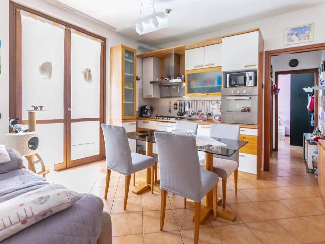 Appartamento in vendita a Robbiano, Giussano