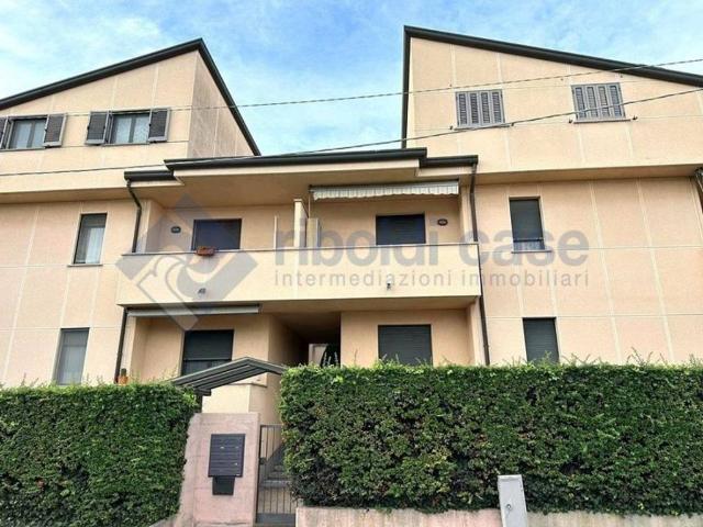 Appartamento in vendita a Robbiano, Giussano