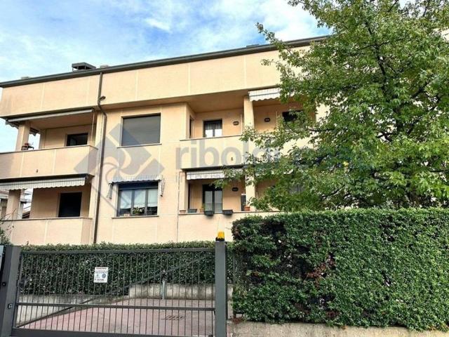 Appartamento in vendita a Robbiano, Giussano