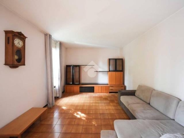 Appartamento in vendita a Robbiano, Giussano