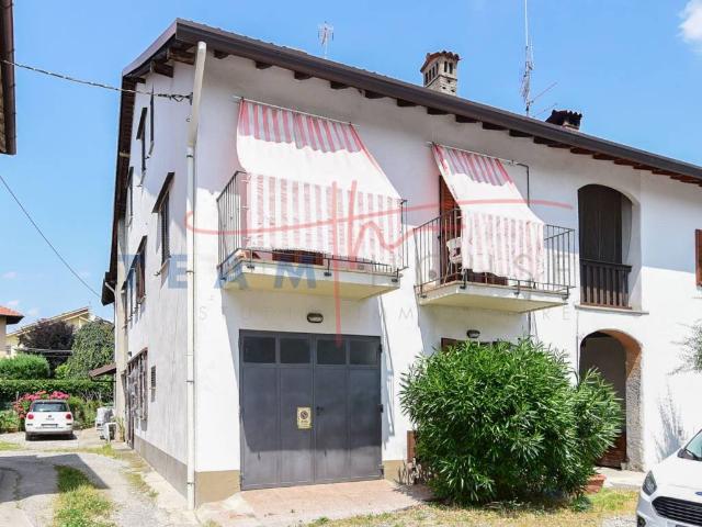 Appartamento in vendita a Giussano, Lombardia