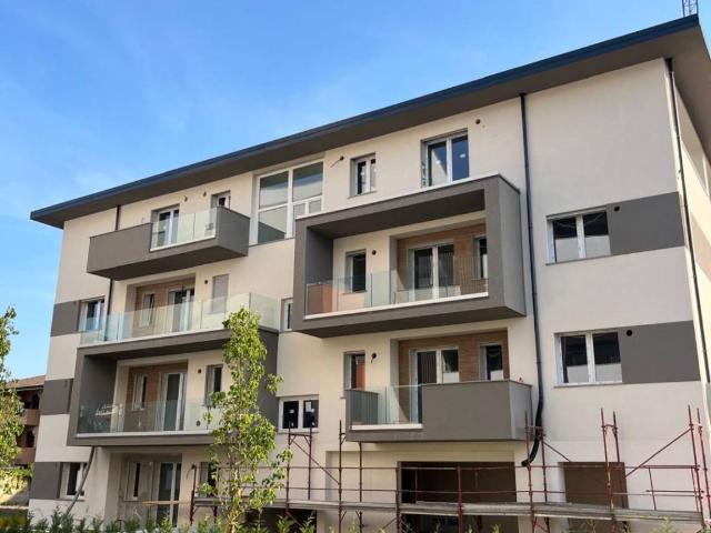 Appartamento in vendita a Robbiano, Giussano