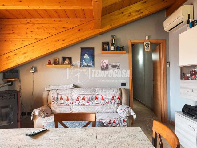 Appartamento in vendita a Brugazzo, Giussano