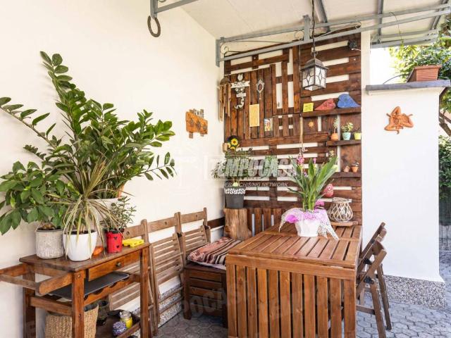 Villa Indipendente in vendita a Brugazzo, Giussano