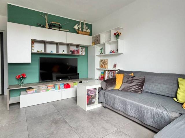 Appartamento in vendita a Giussano, Lombardia