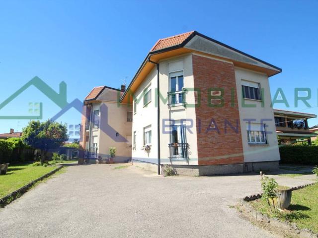 Appartamento in vendita a Golasecca, Varese