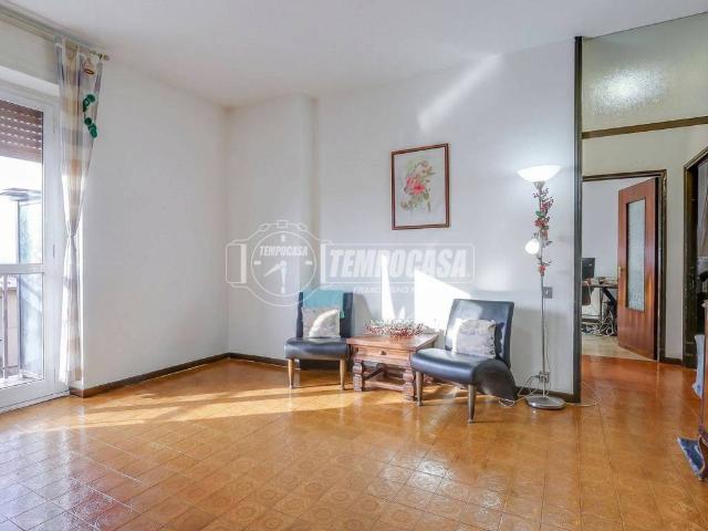 Appartamento in vendita a Golasecca, Varese