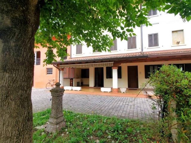 Appartamento in vendita a Gorgo Al Monticano, Veneto