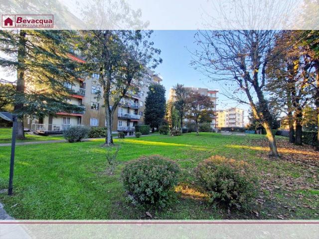 Appartamento in vendita a Gorgonzola, Lombardia