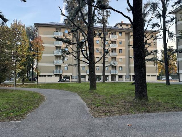 Appartamento in vendita a Gorgonzola, Lombardia