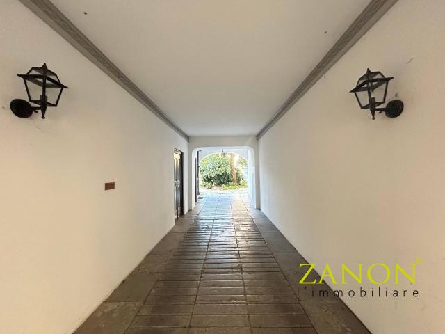 Appartamento in vendita a Borgo Castello, Gorizia
