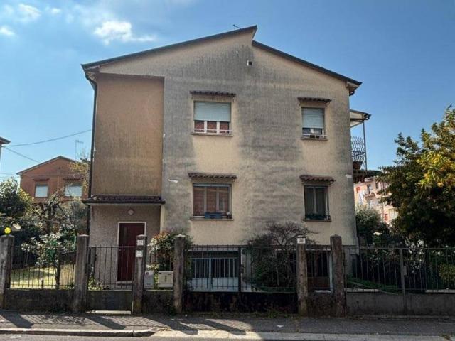 Appartamento in vendita a Sant'Anna / Sveta Ana, Gorizia