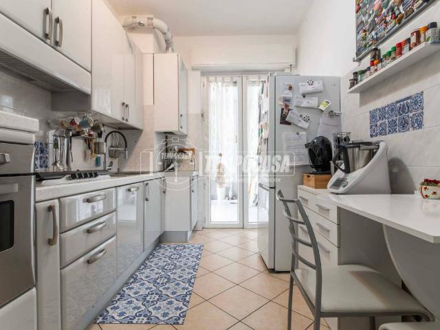 Appartamento in vendita a Gorla Maggiore, Varese