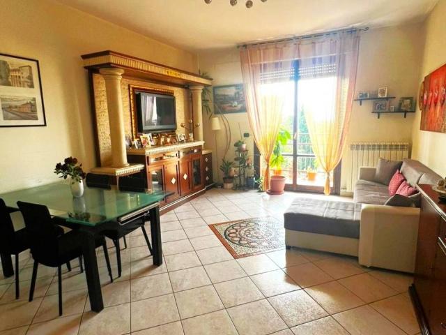 Appartamento in vendita a Prospiano, Gorla Minore