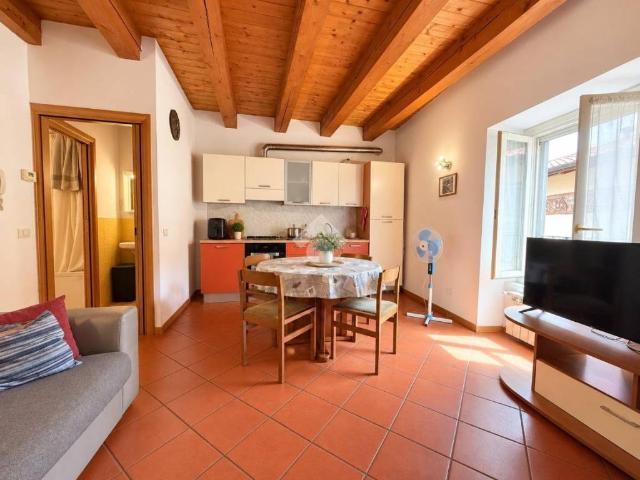 Appartamento in vendita a Gorlago, Bergamo