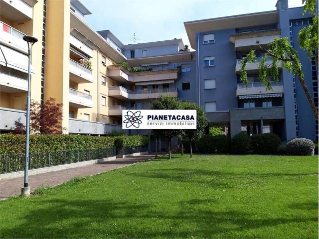 Appartamento in vendita a Gorle, Bergamo