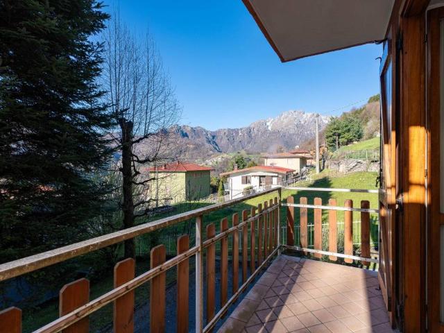 Appartamento in vendita a Gorno, Lombardia
